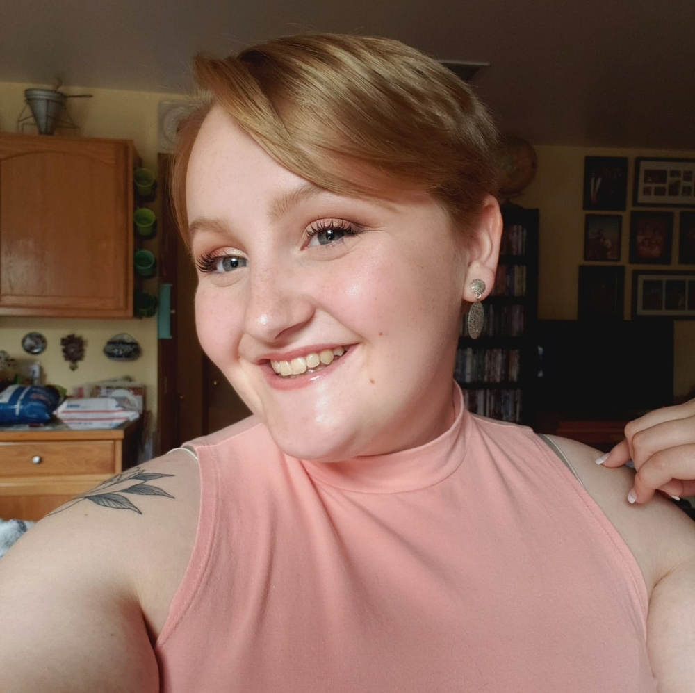 Meet your Posher, Emilie